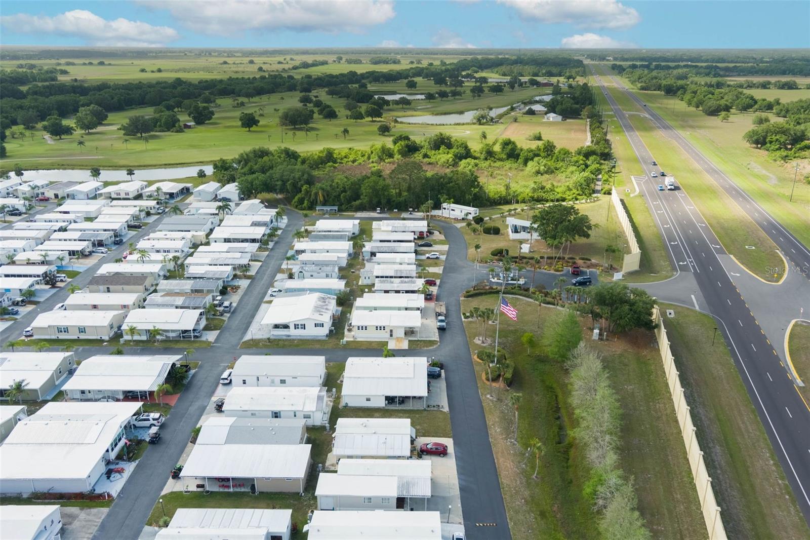 BROOKSIDE BLUFF PARK MODEL RESORT CONDO - Residential