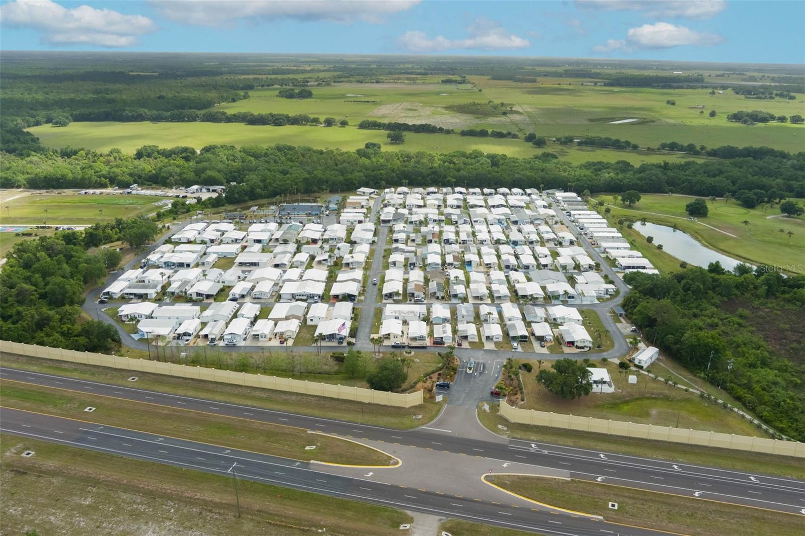 BROOKSIDE BLUFF PARK MODEL RESORT CONDO - Residential