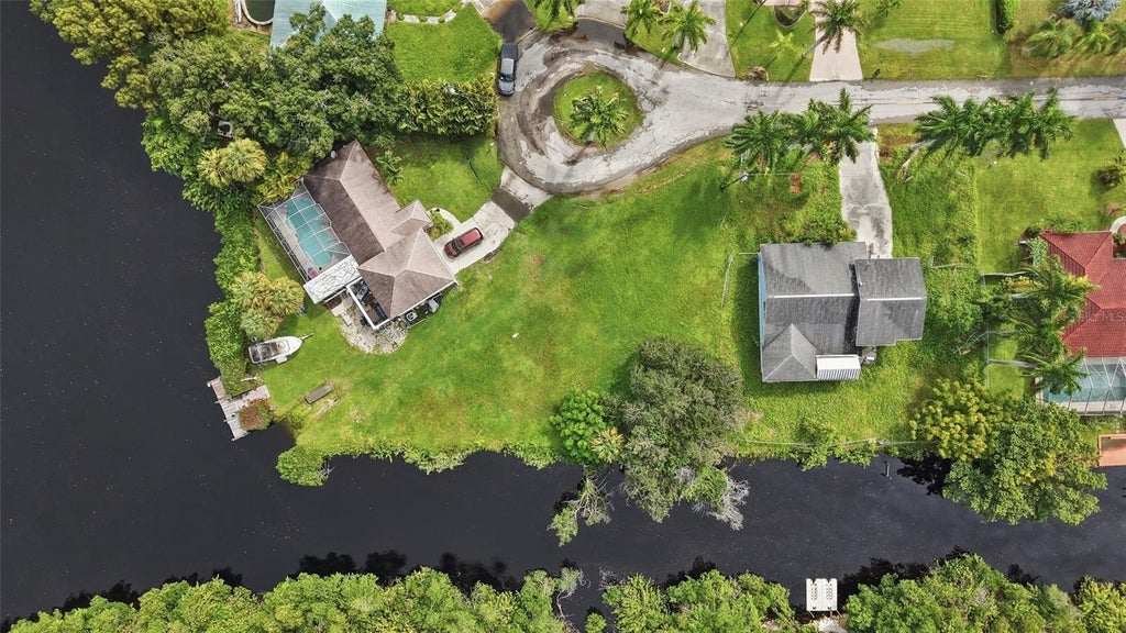 Photo of 261 Alameda Avenue, Fort Myers, FL 33905 (MLS # G5118151)