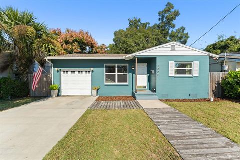 Photo of 2005 Virginia Drive, Orlando, FL 32803 (MLS # O6361680)