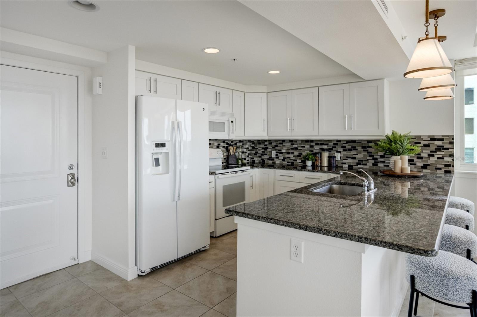 ISLAND WAY TOWERS CONDO - Residential Lease