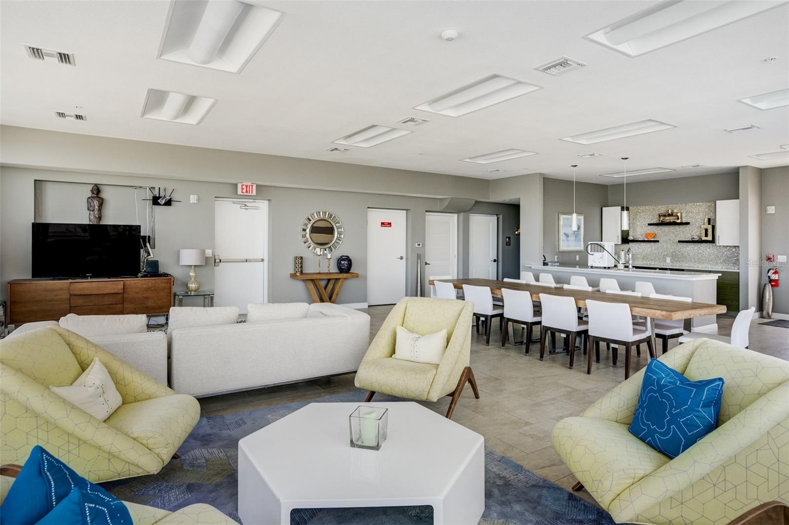 ISLAND WAY TOWERS CONDO - Residential Lease