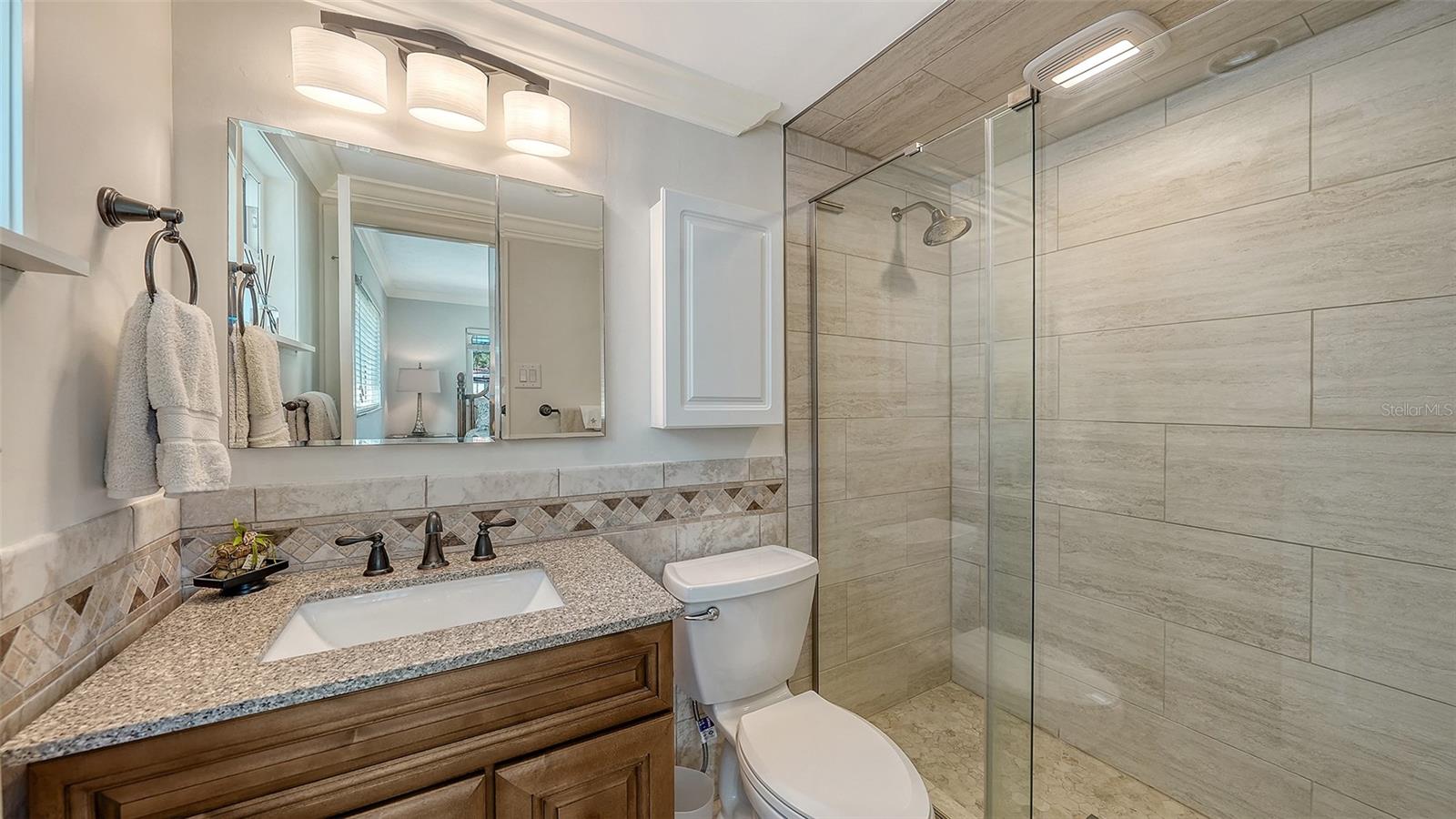 PALMA SOLA HARBOUR SEC 4 - Residential