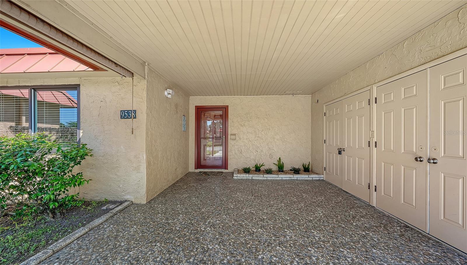 PALMA SOLA HARBOUR SEC 4 - Residential