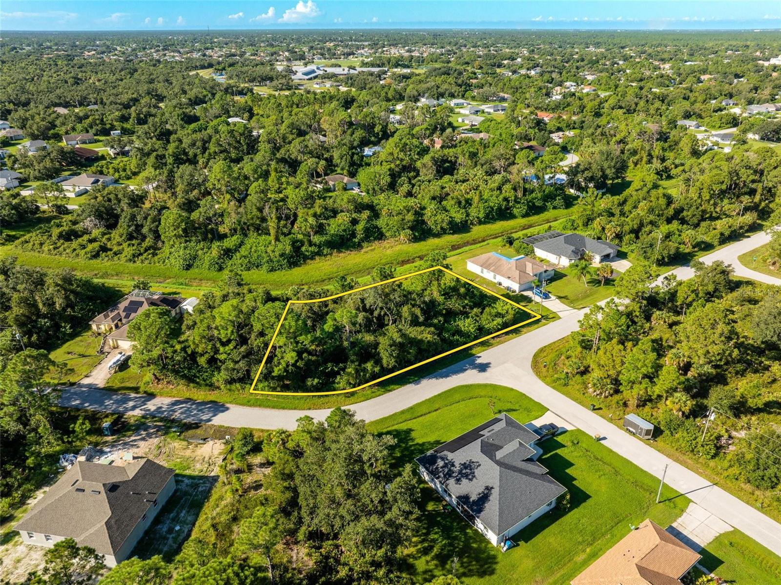 PORT CHARLOTTE SUB 14 - Land