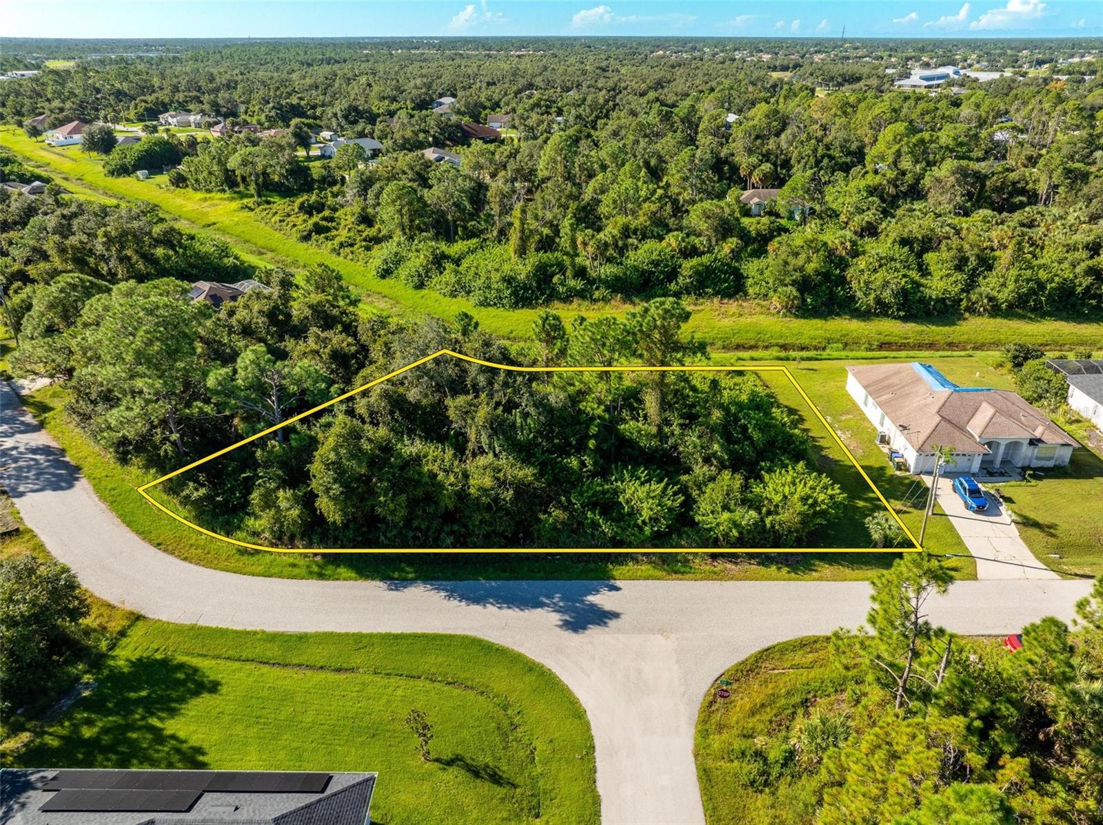 PORT CHARLOTTE SUB 14 - Land