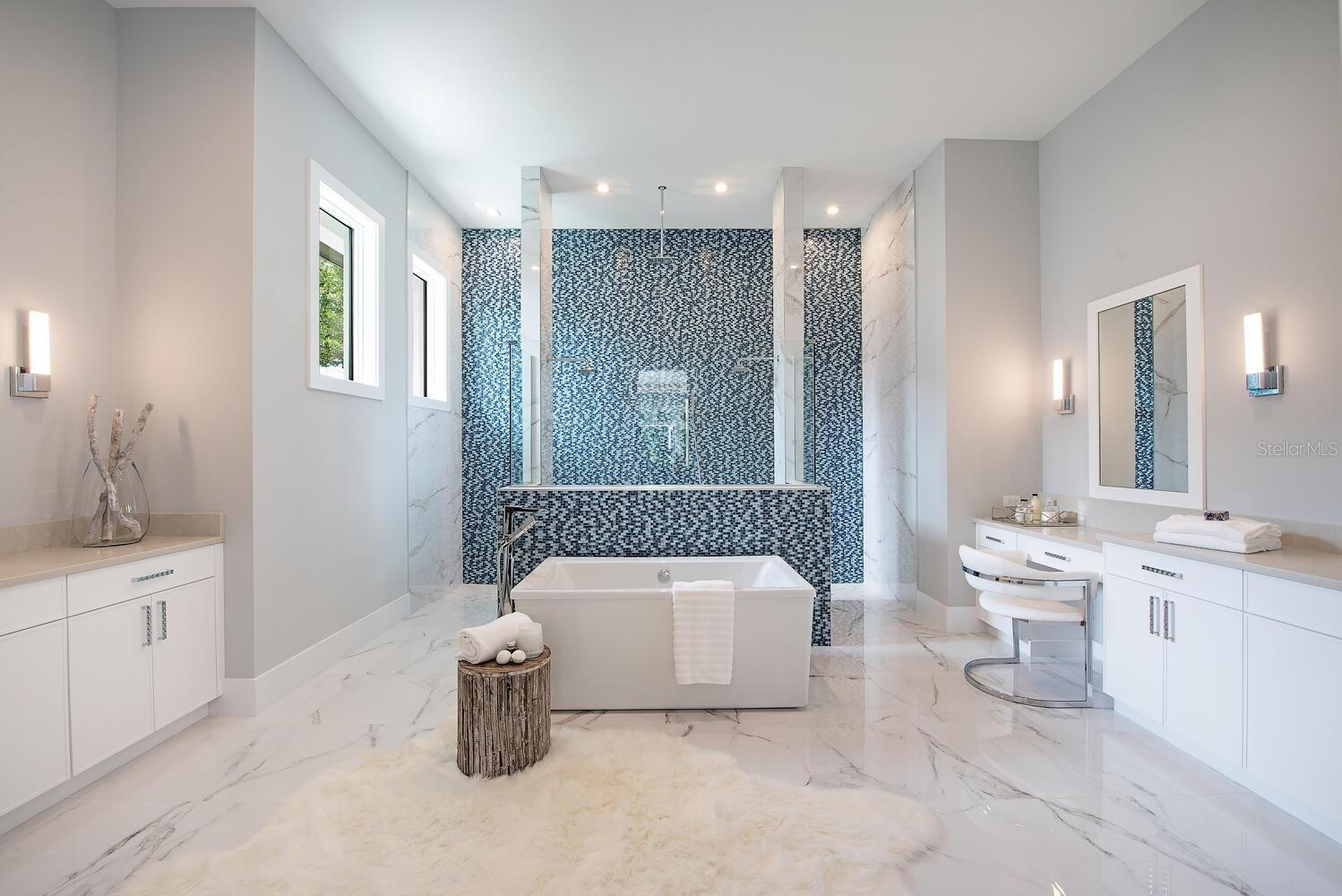 CRESCENT PARK - Residential