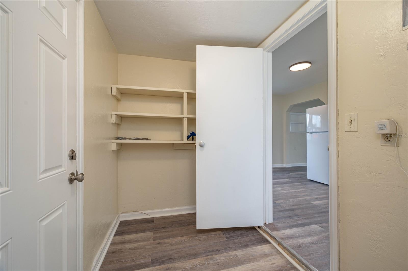 SUN RAY HOMES 01 - Residential