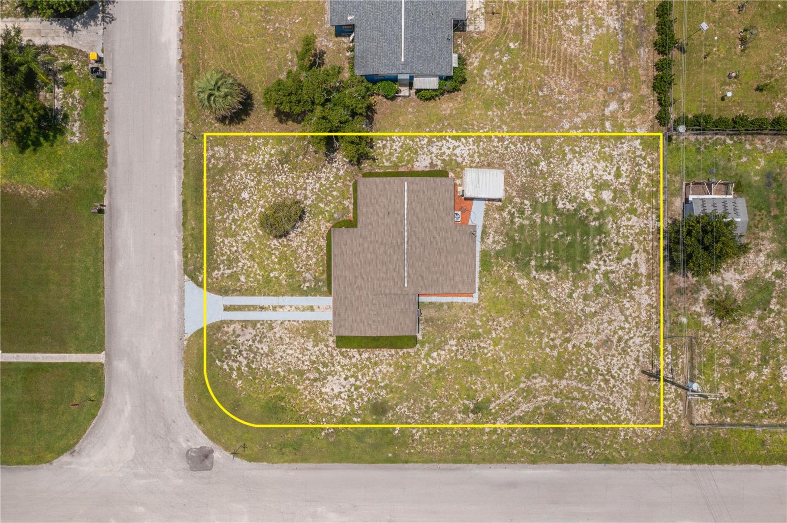 SUN RAY HOMES 01 - Residential