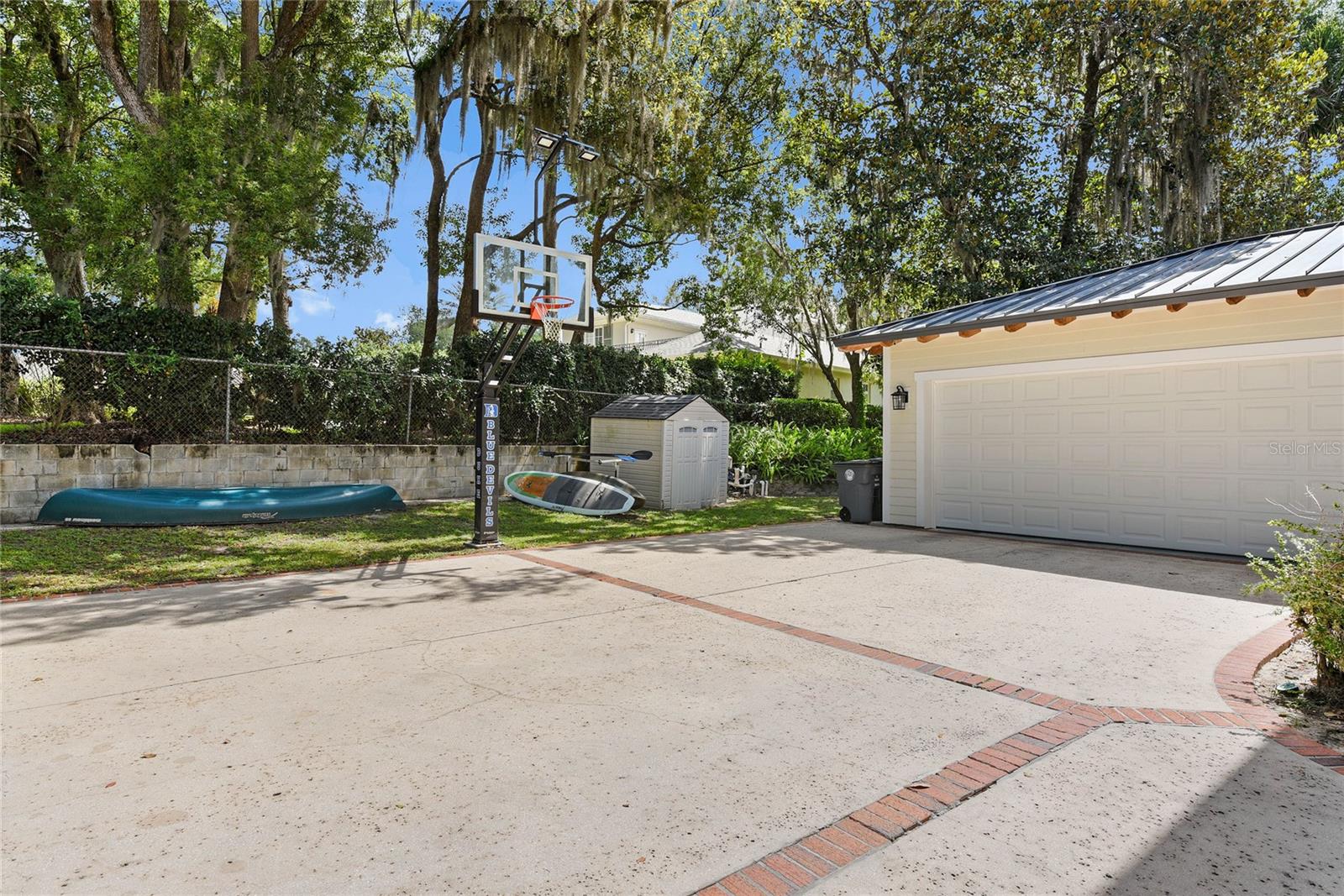 COMSTOCK PARK - Residential