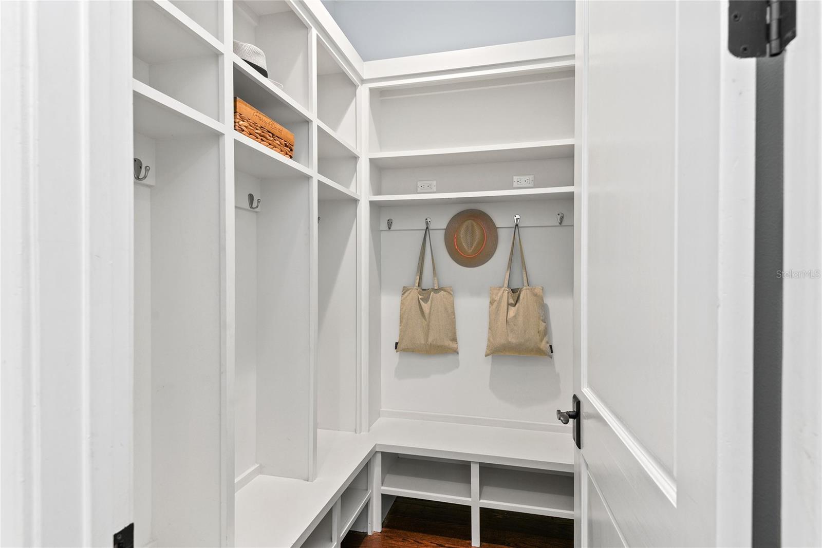 COMSTOCK PARK - Residential