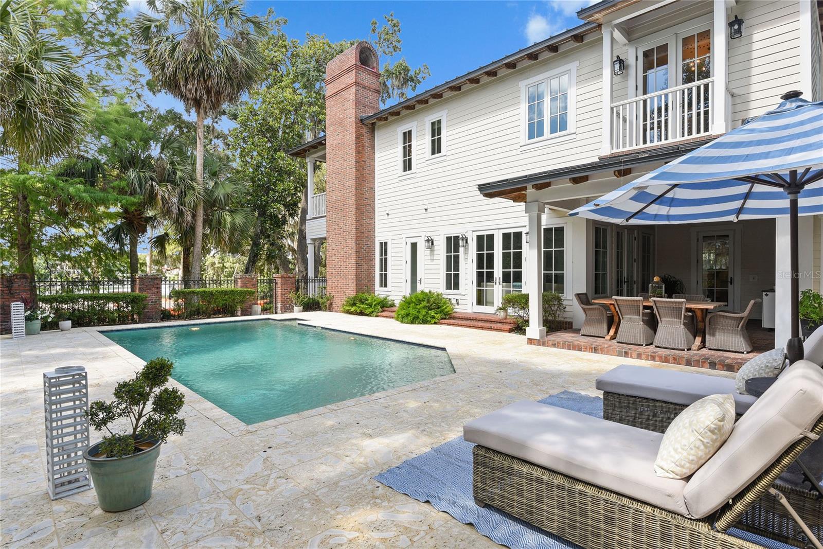 COMSTOCK PARK - Residential