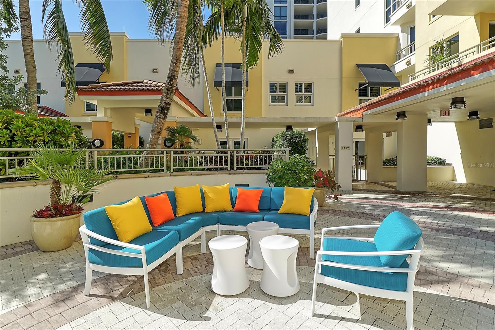 ONE HUNDRED CENTRAL - Residential Lease