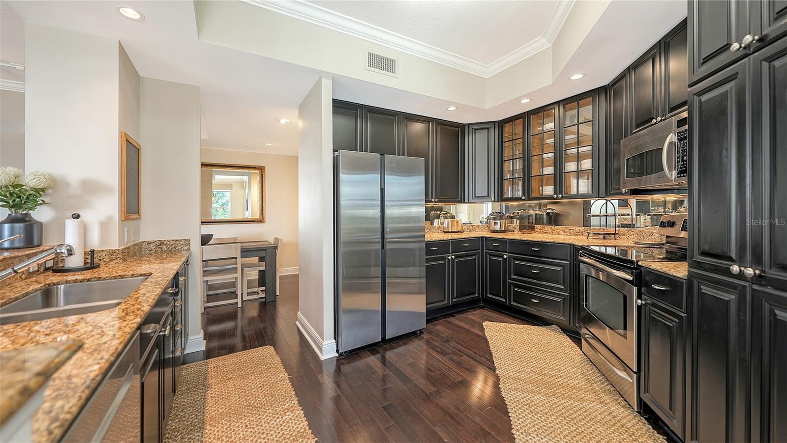 ONE HUNDRED CENTRAL - Residential Lease