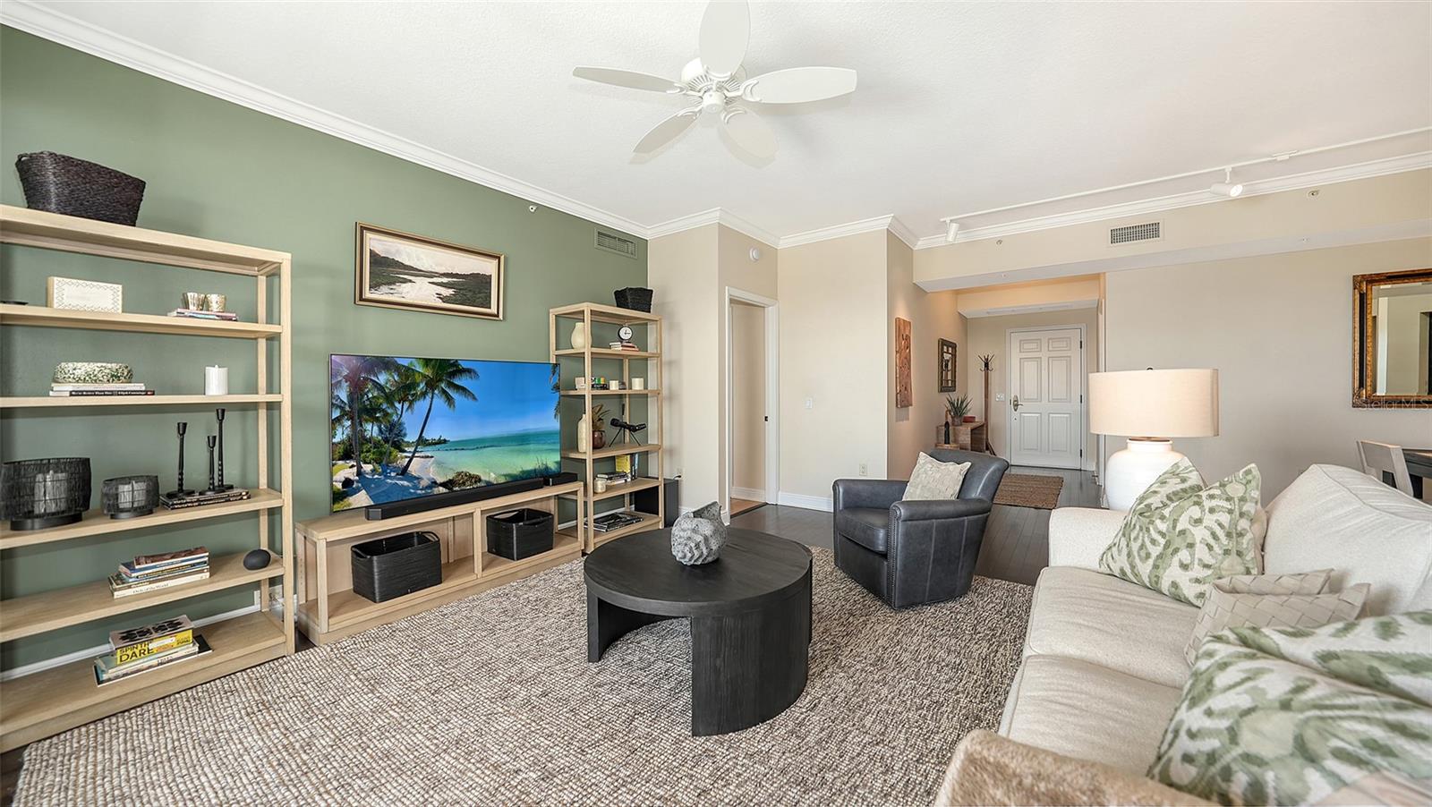 ONE HUNDRED CENTRAL - Residential Lease