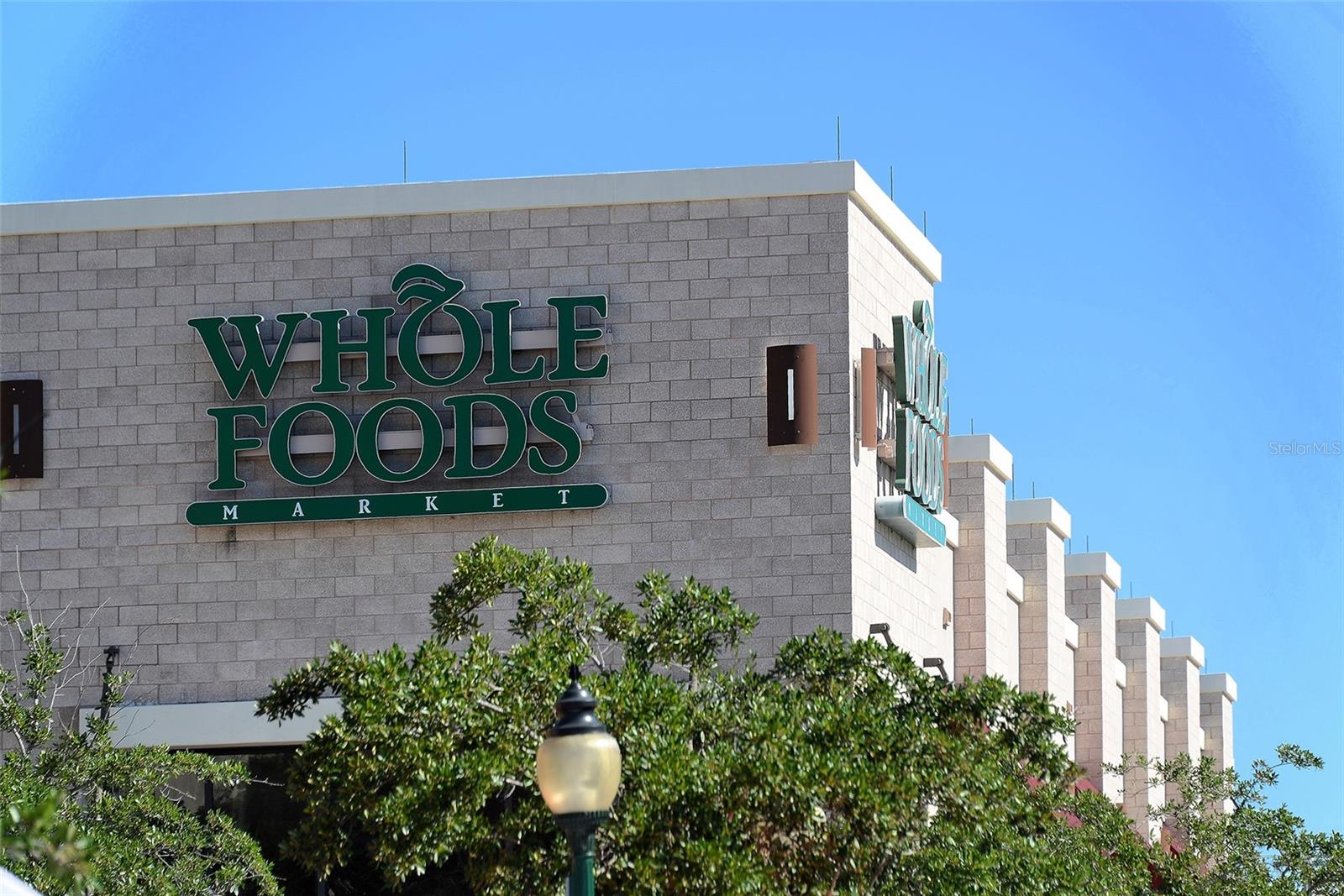 ONE HUNDRED CENTRAL - Residential Lease