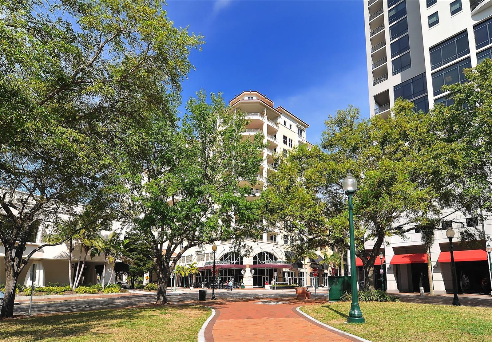 ONE HUNDRED CENTRAL - Residential Lease