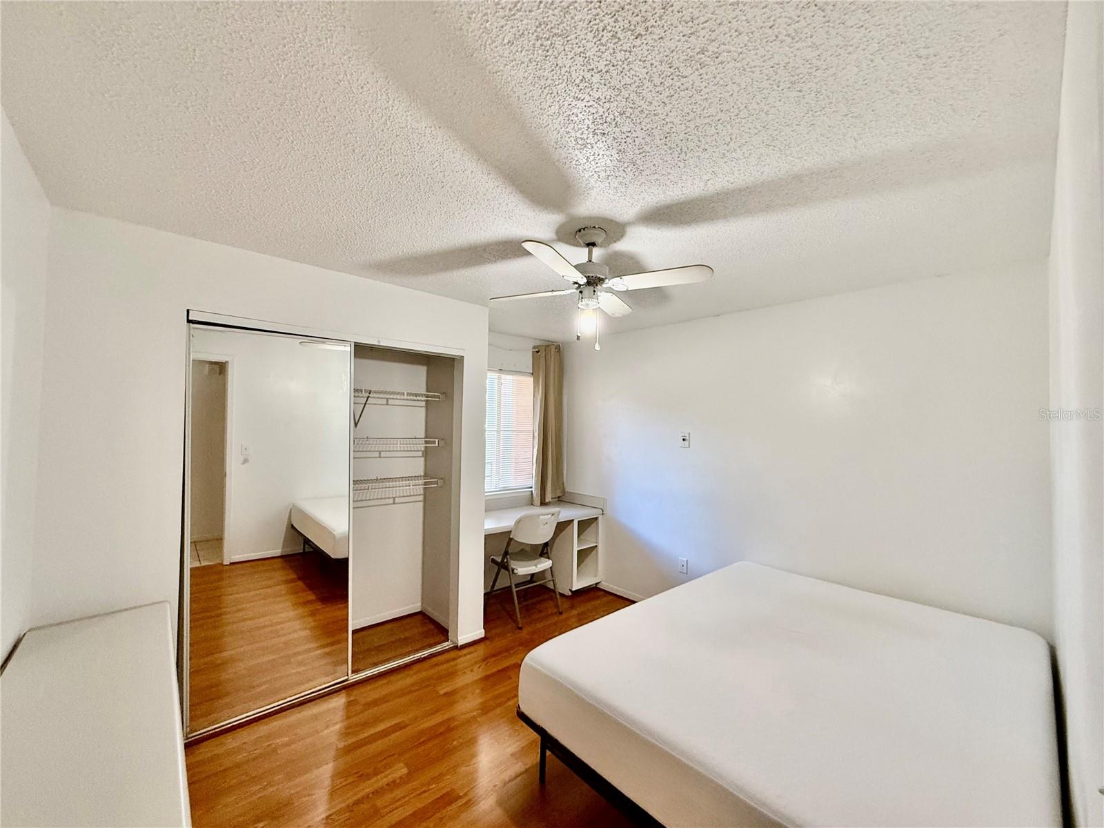 UNIVERSITY COMMONS - Residential