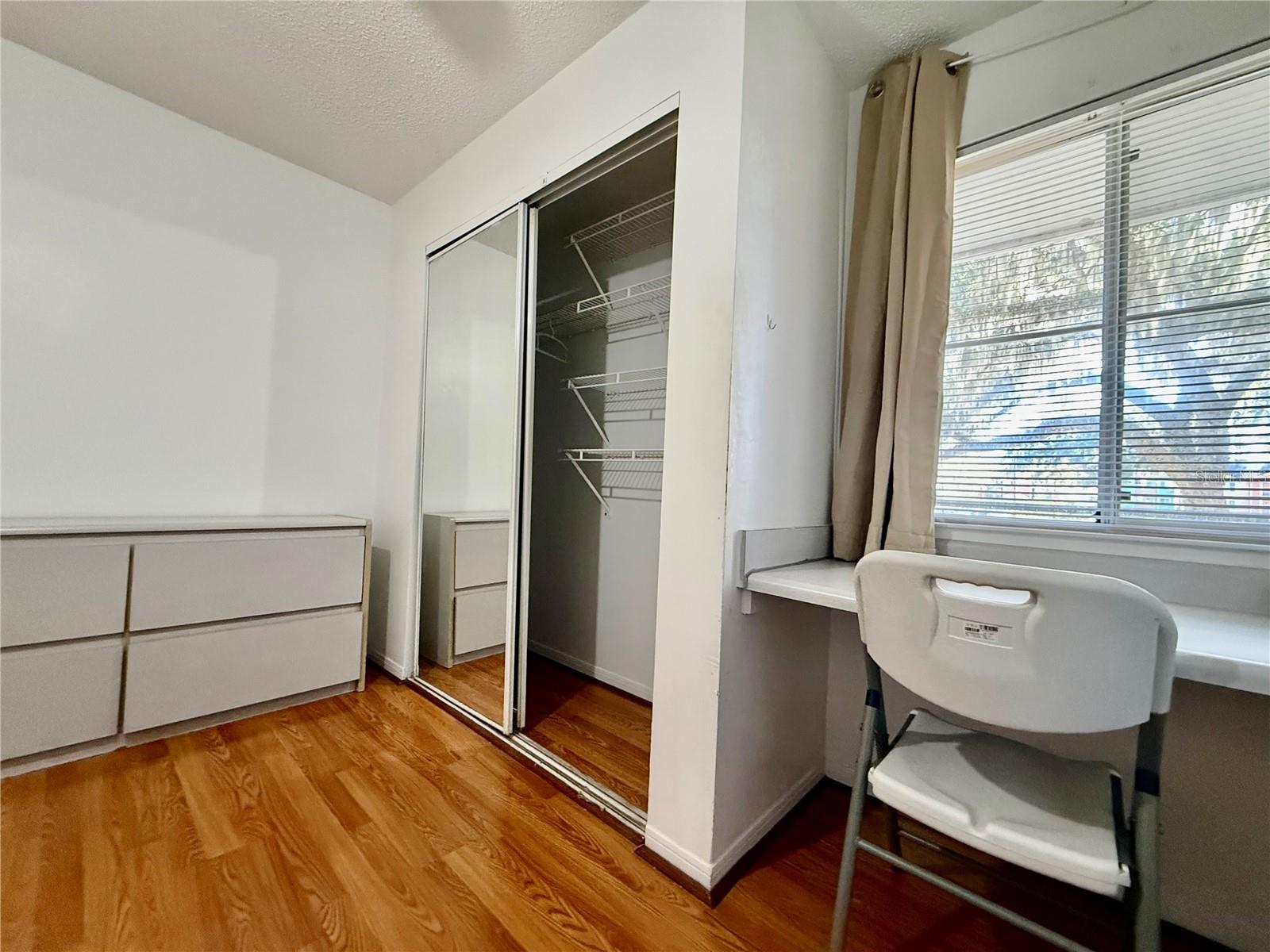 UNIVERSITY COMMONS - Residential