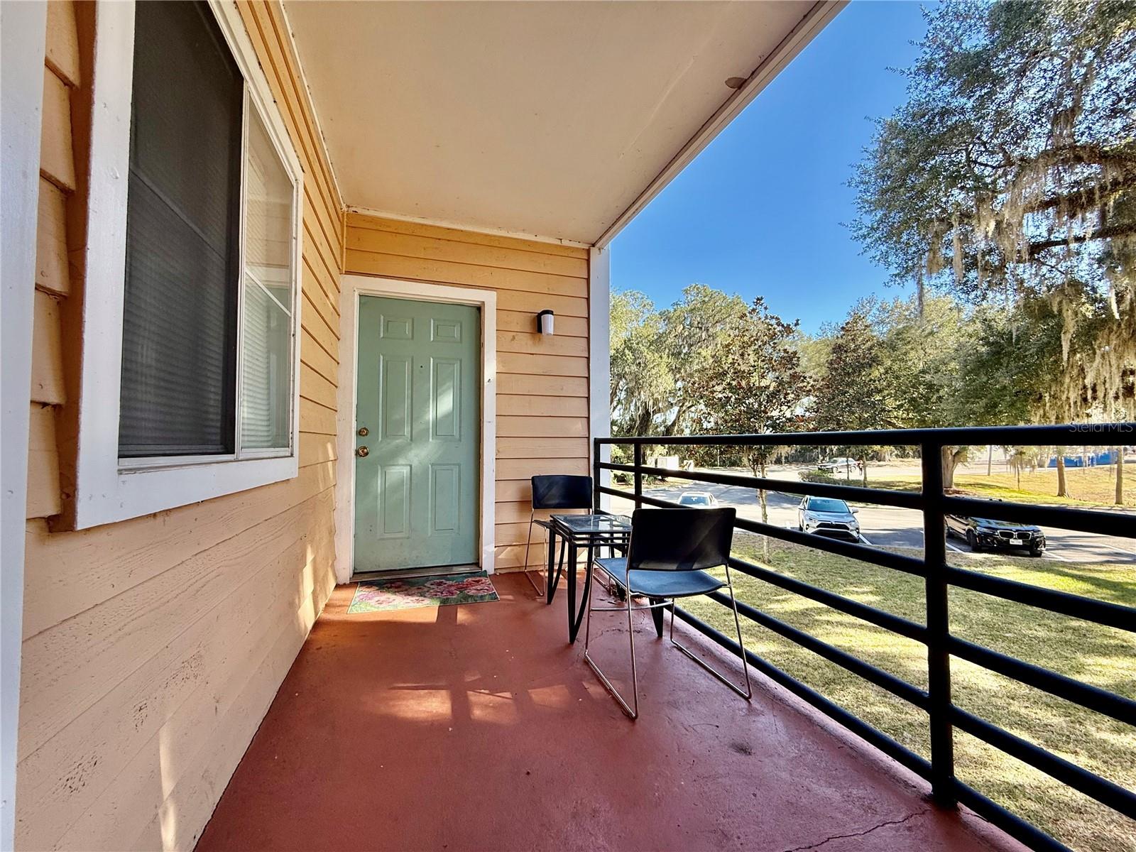 UNIVERSITY COMMONS - Residential