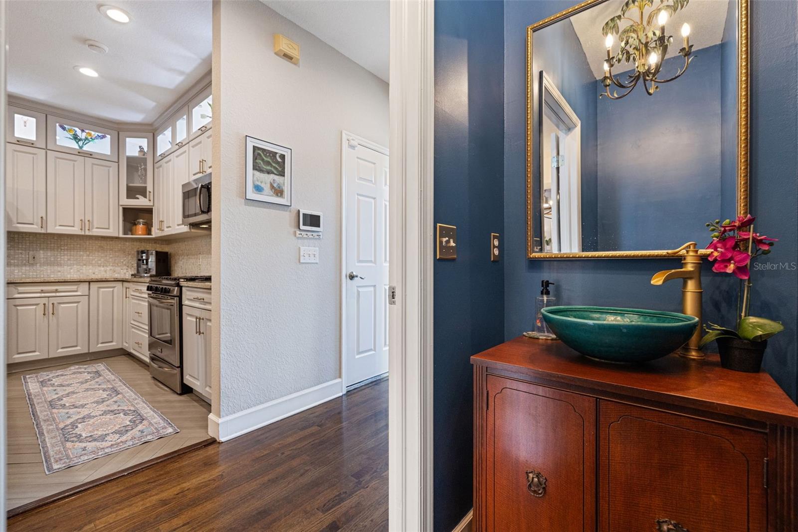 VILLAGE GATE OF HYDE PARK - Residential