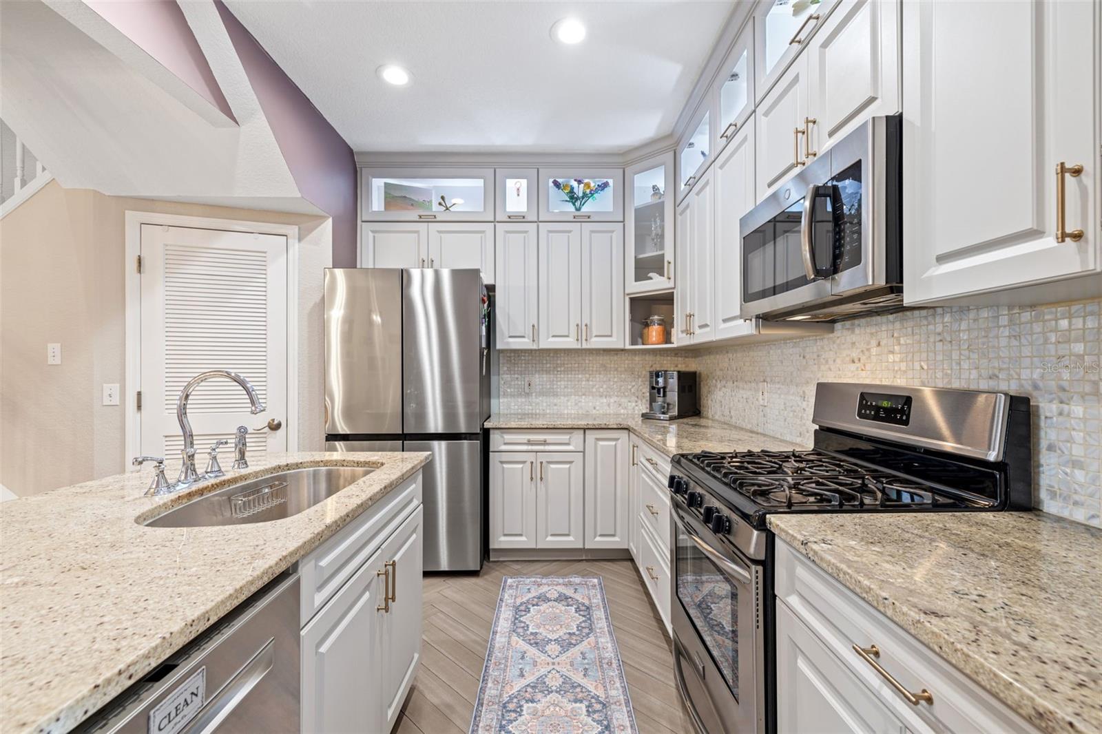 VILLAGE GATE OF HYDE PARK - Residential