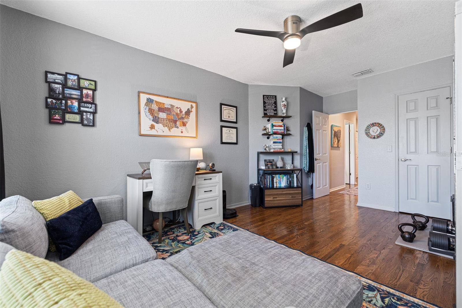 VILLAGE GATE OF HYDE PARK - Residential