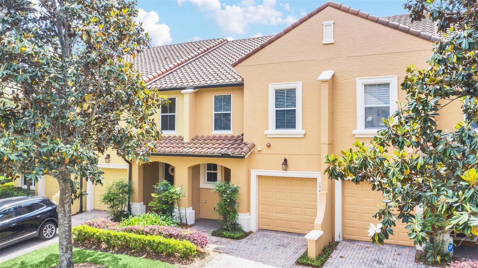 1347 BENEVOLENT STREET