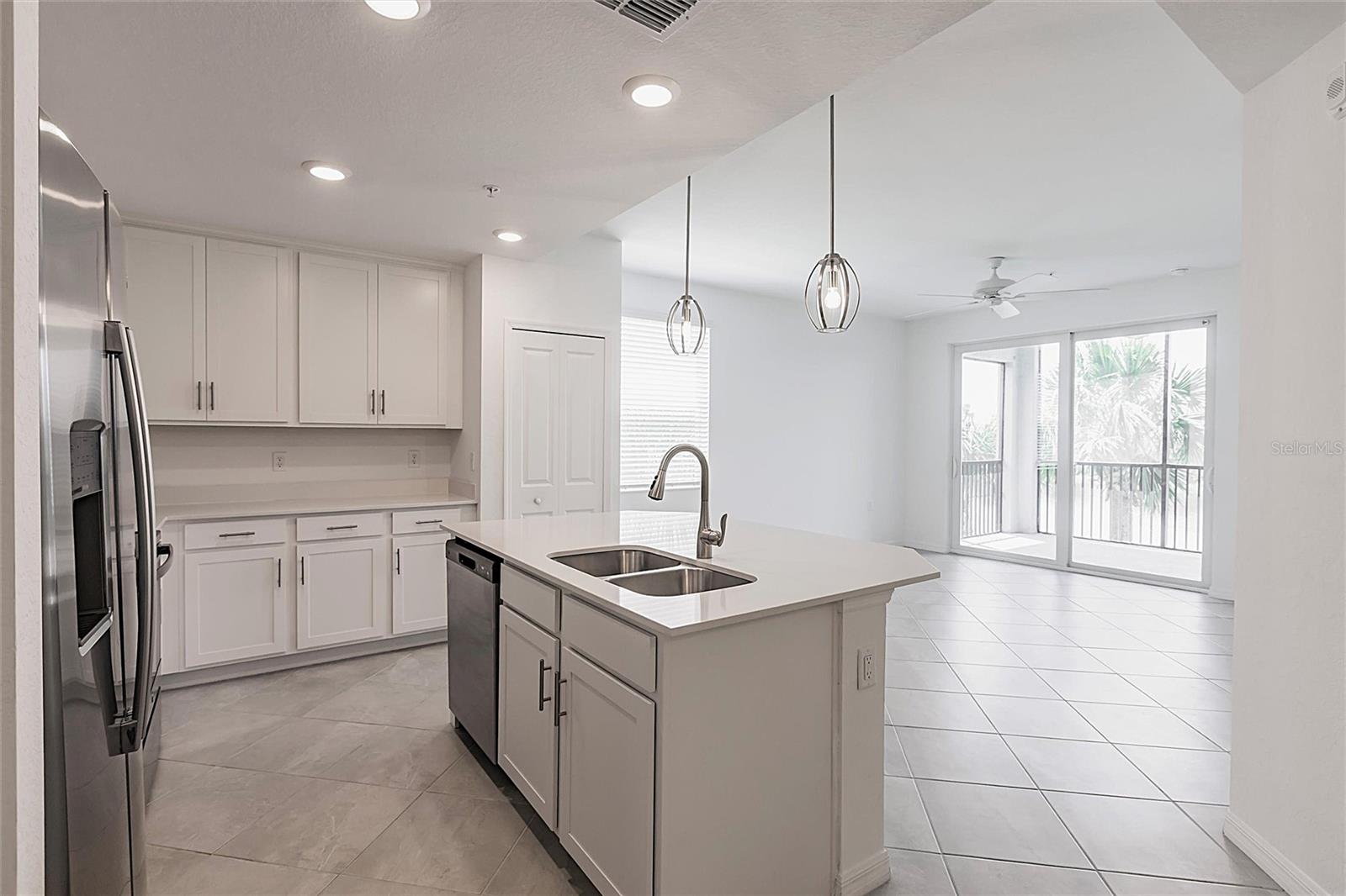 14141 HERITAGE LANDING BOULEVARD 921