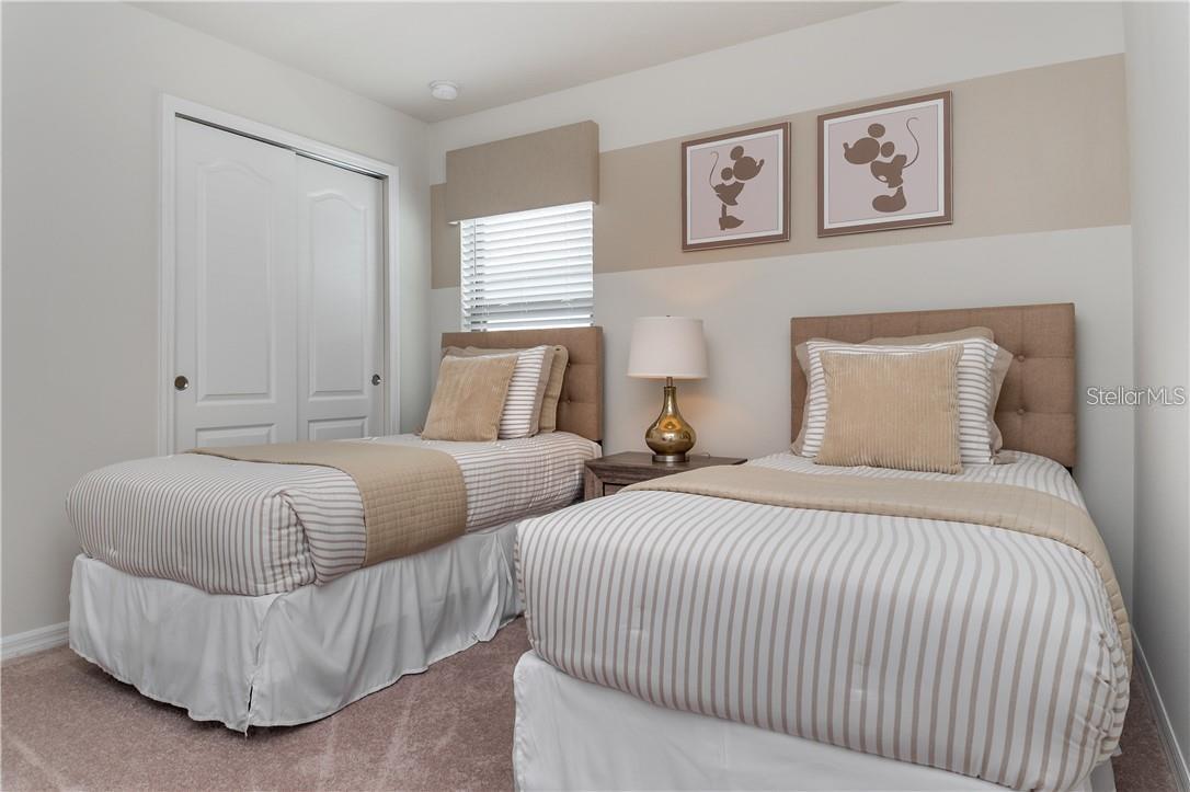 WINDSOR AT WESTSIDE - Residential Lease