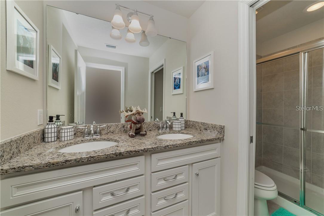 WINDSOR AT WESTSIDE - Residential Lease