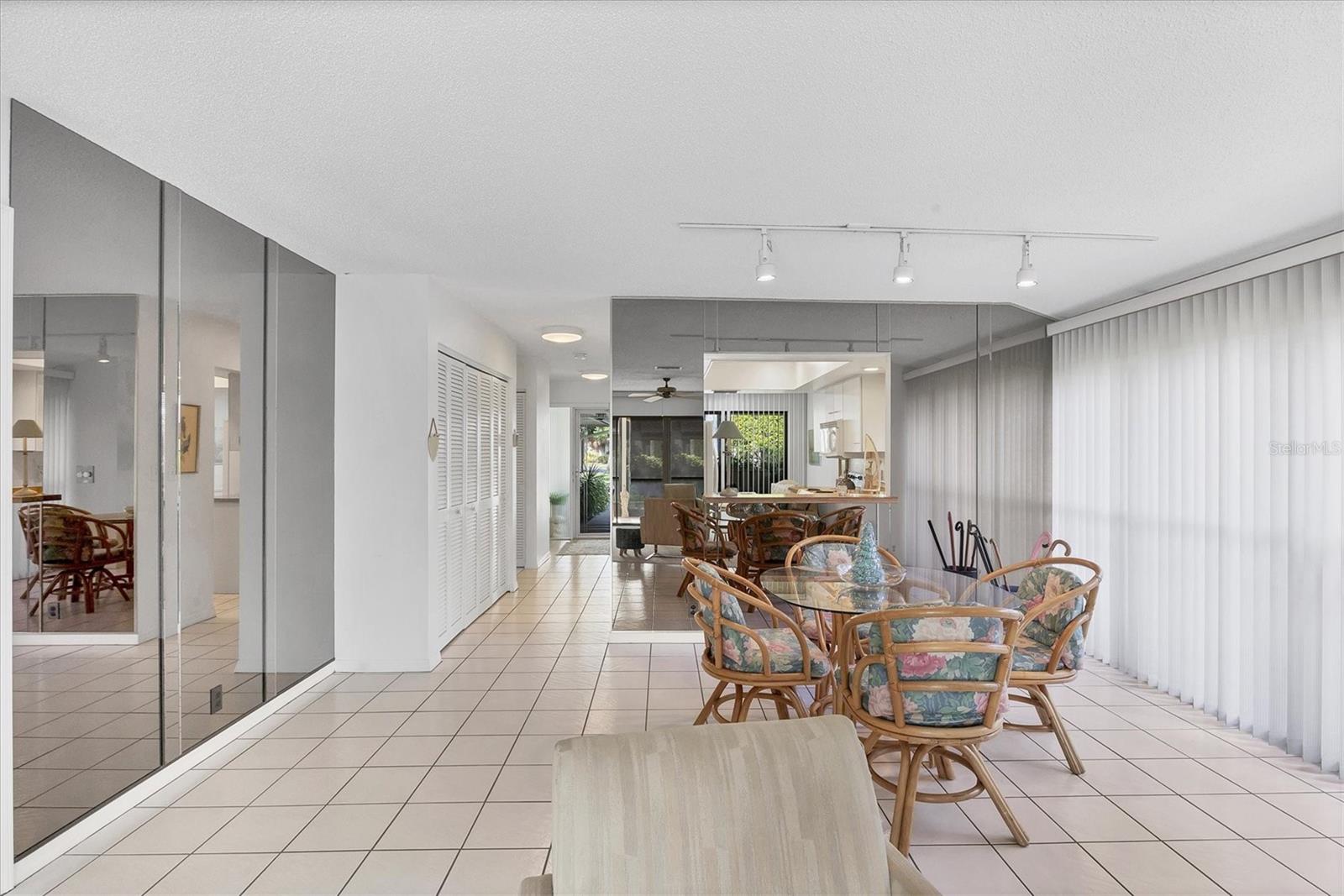 SCHOONER BAY - Residential