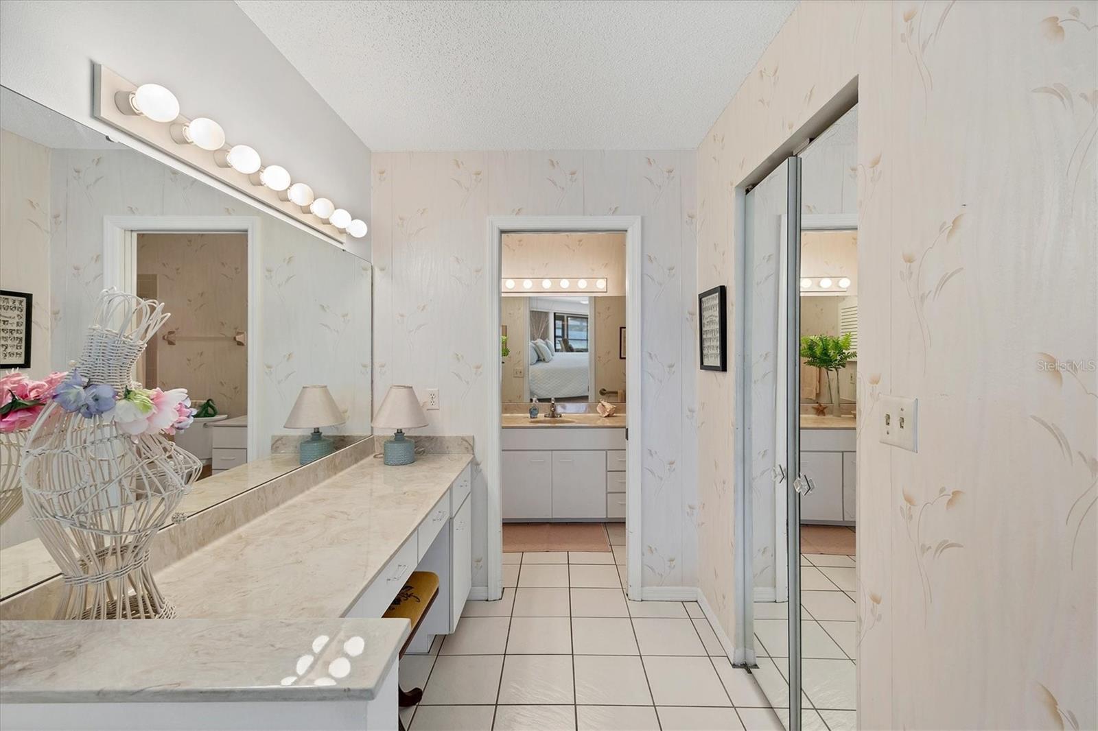 SCHOONER BAY - Residential