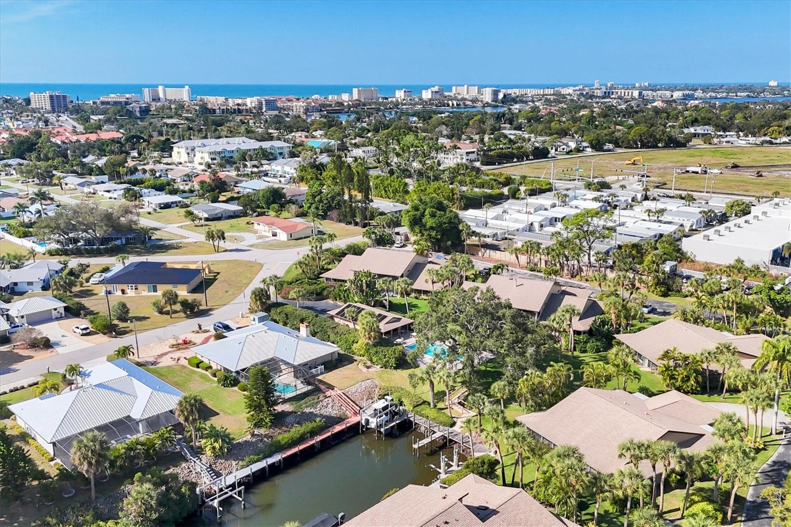 SCHOONER BAY - Residential