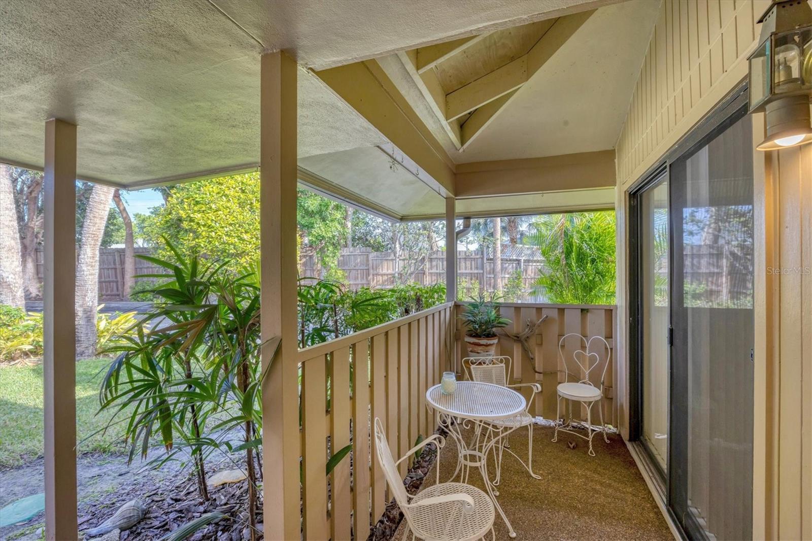 SCHOONER BAY - Residential