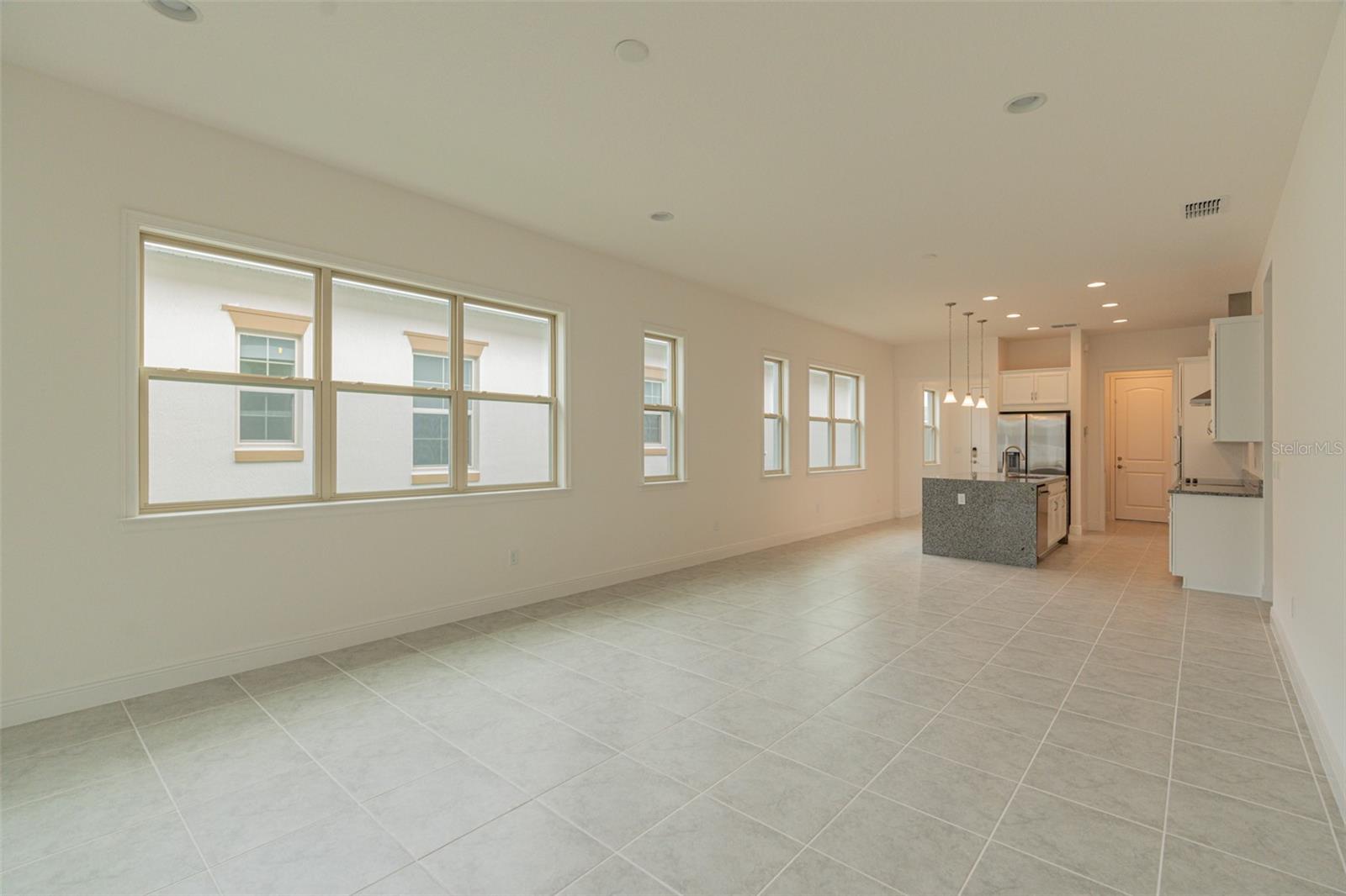 EAGLE CREEK - Residential Lease