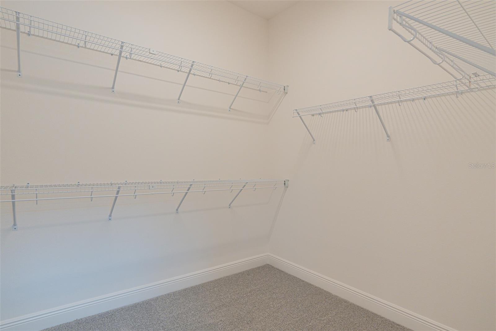 EAGLE CREEK - Residential Lease