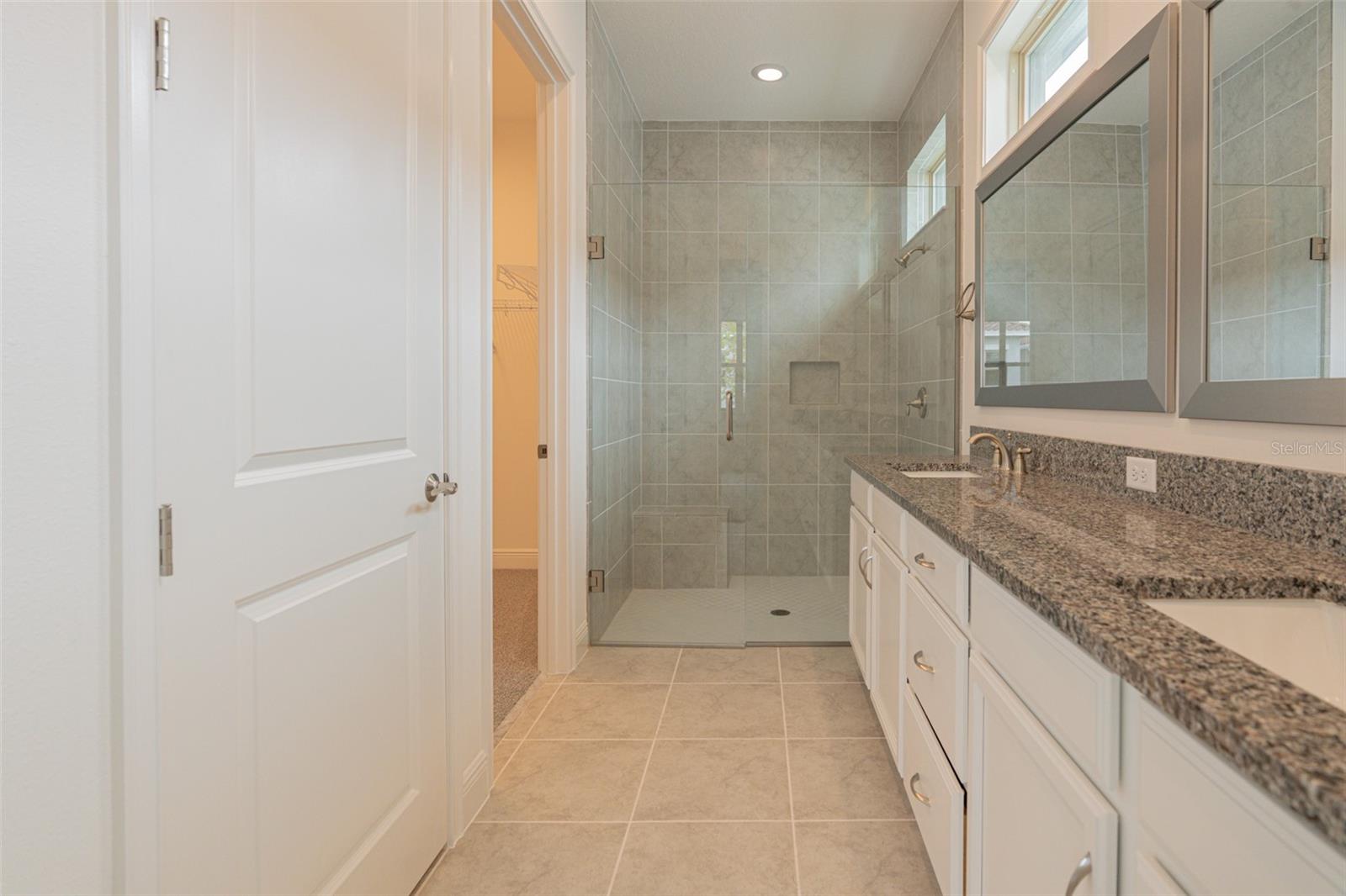 EAGLE CREEK - Residential Lease