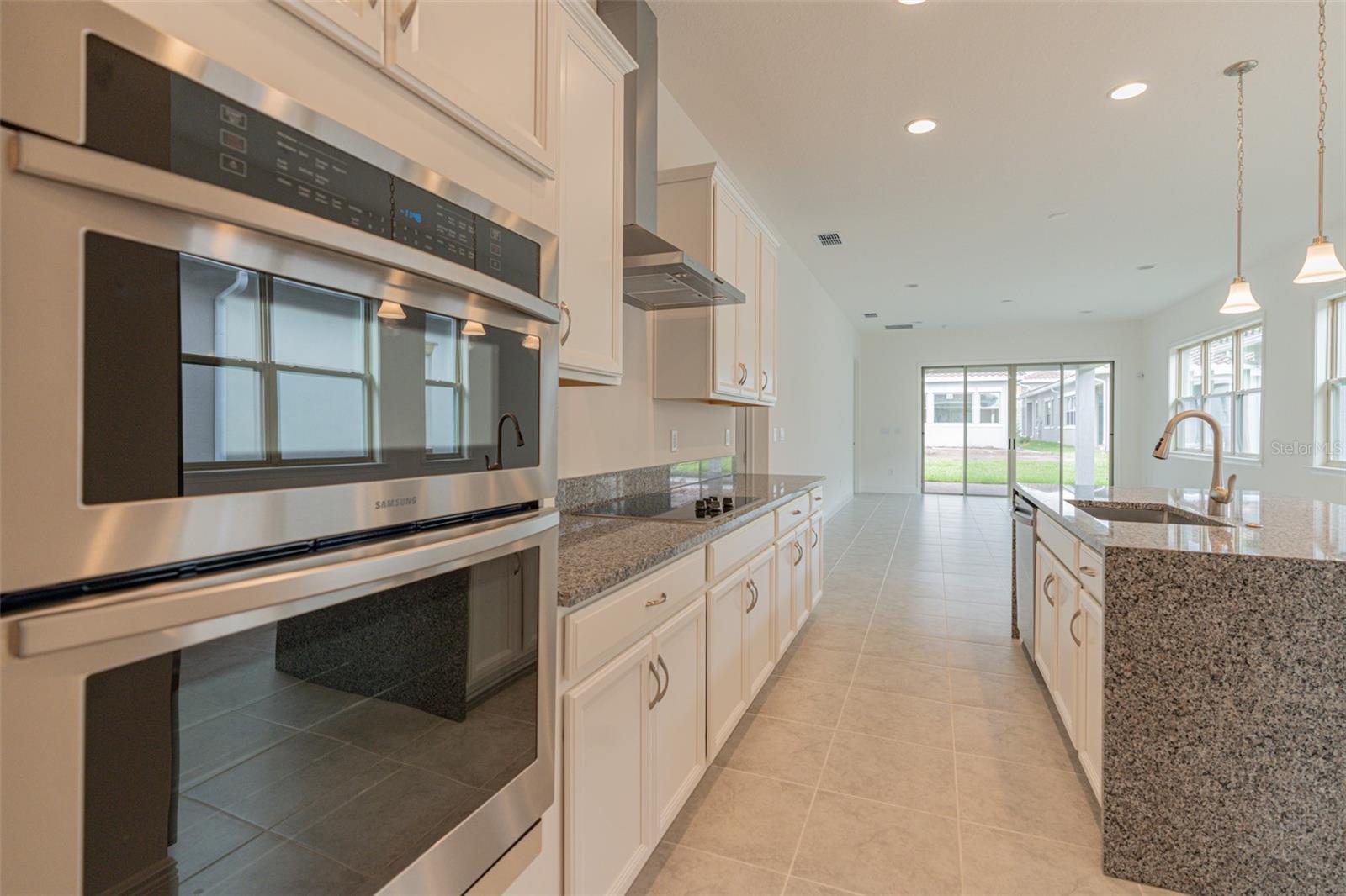 EAGLE CREEK - Residential Lease