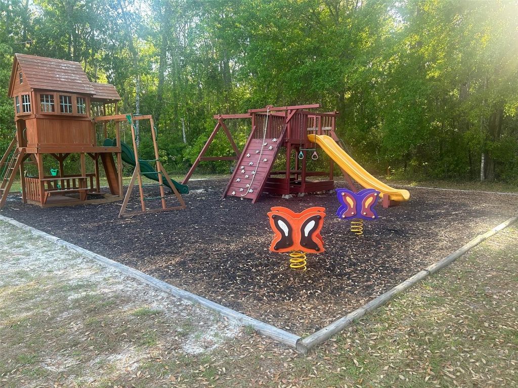 listing image 89