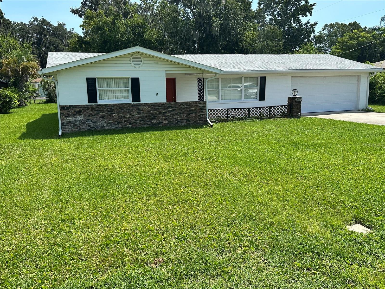 2023 MAGNOLIA AVENUE