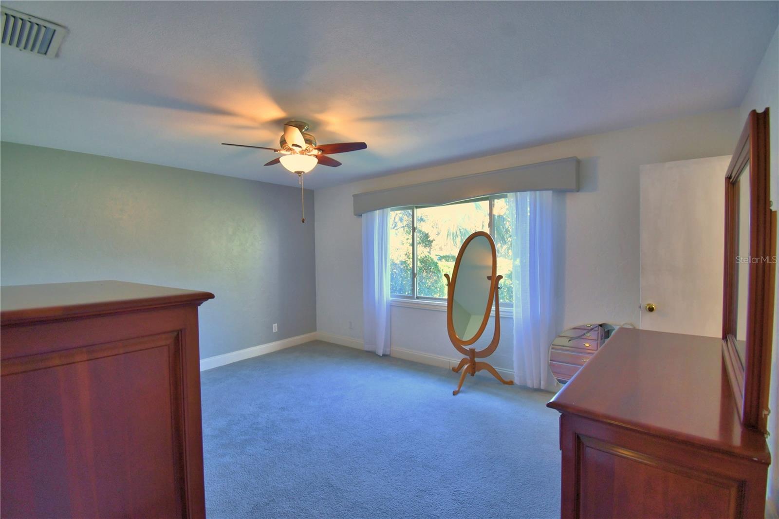 GRENELEFE COUNTRY HOME - Residential