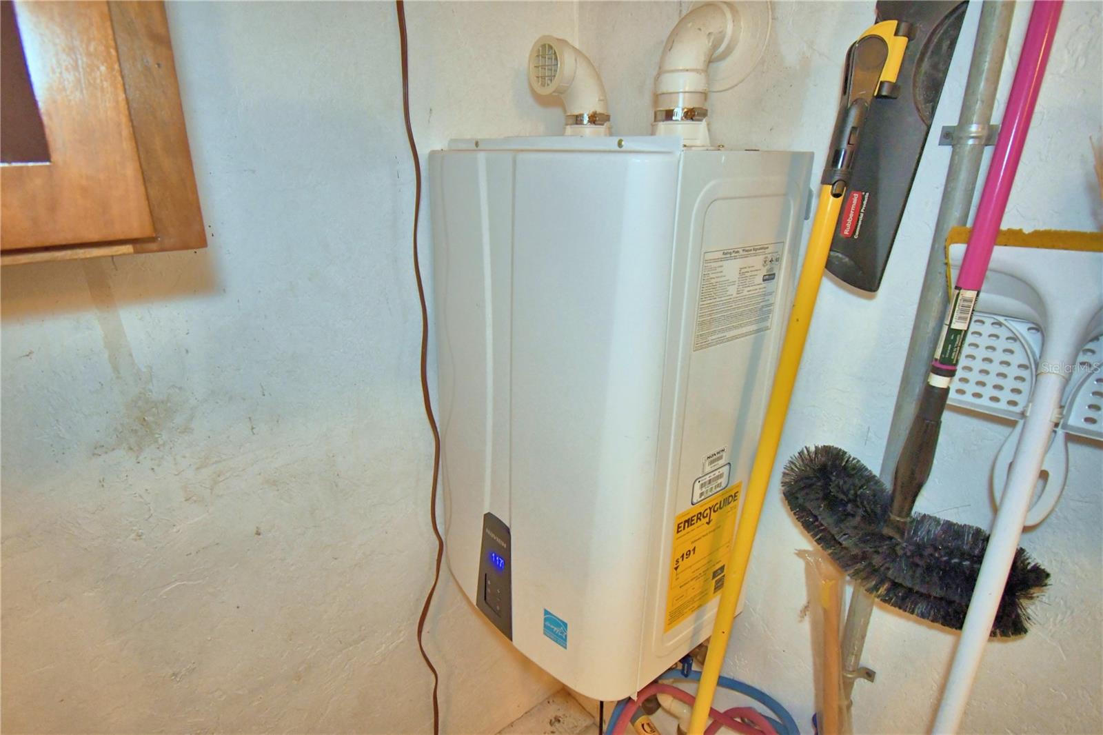 GRENELEFE COUNTRY HOME - Residential