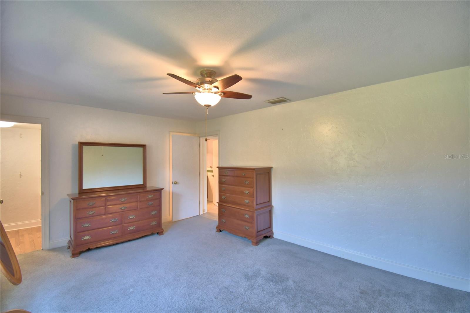 GRENELEFE COUNTRY HOME - Residential