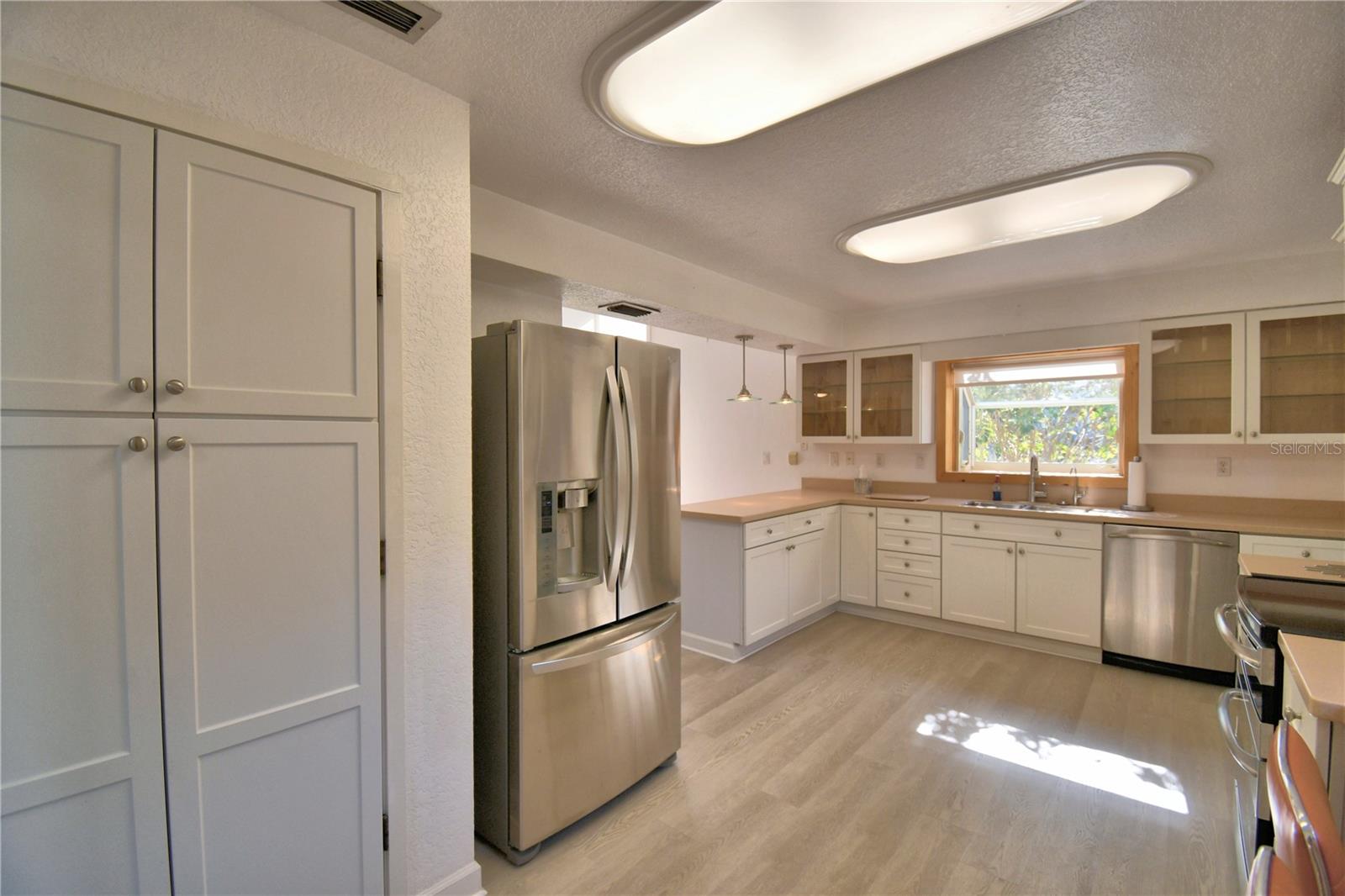 GRENELEFE COUNTRY HOME - Residential