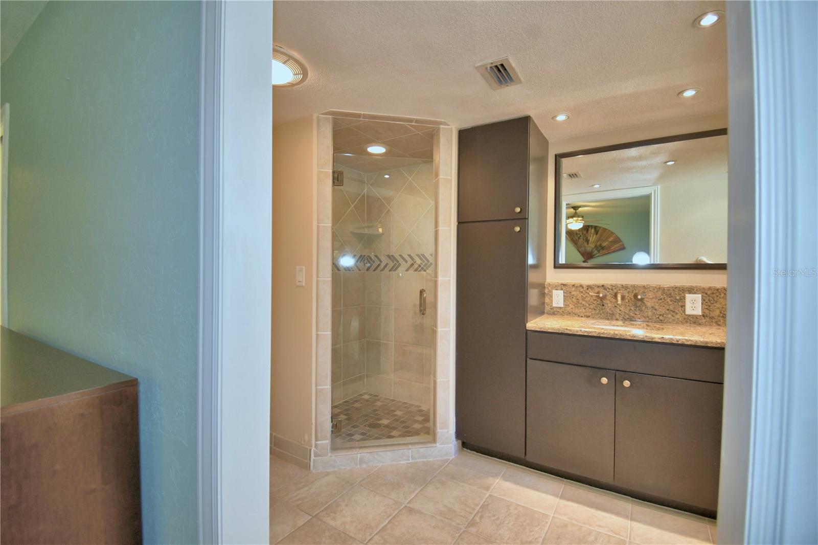 GRENELEFE COUNTRY HOME - Residential