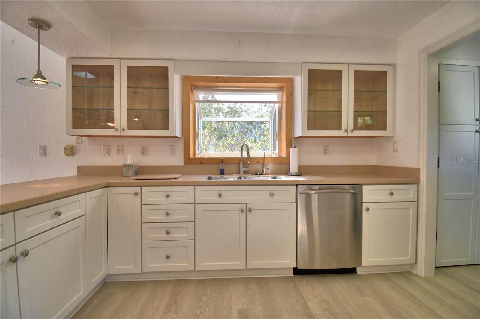 GRENELEFE COUNTRY HOME - Residential