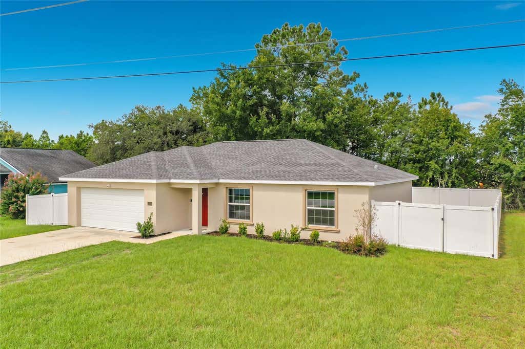Photo of 13244 49th Ave, Ocala, FL 34473 (MLS # S5155383)