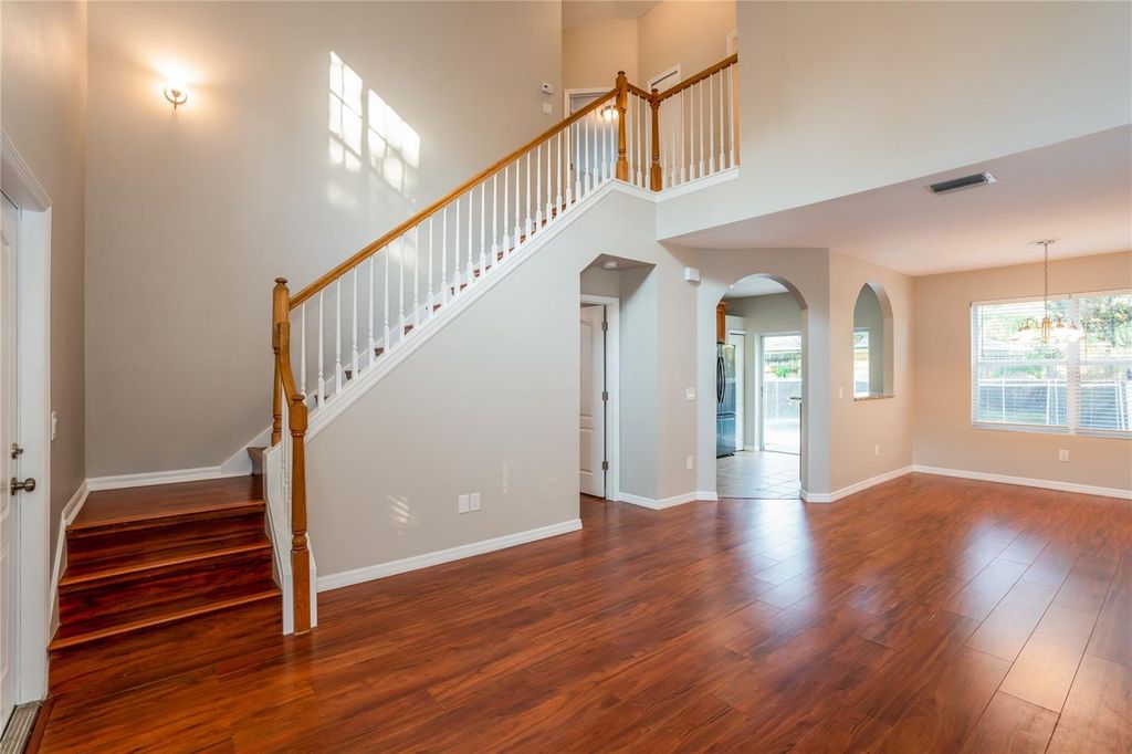 Photo of 1011 Lake Shore Ranch Drive, Seffner, FL 33584 (MLS # C7525631)
