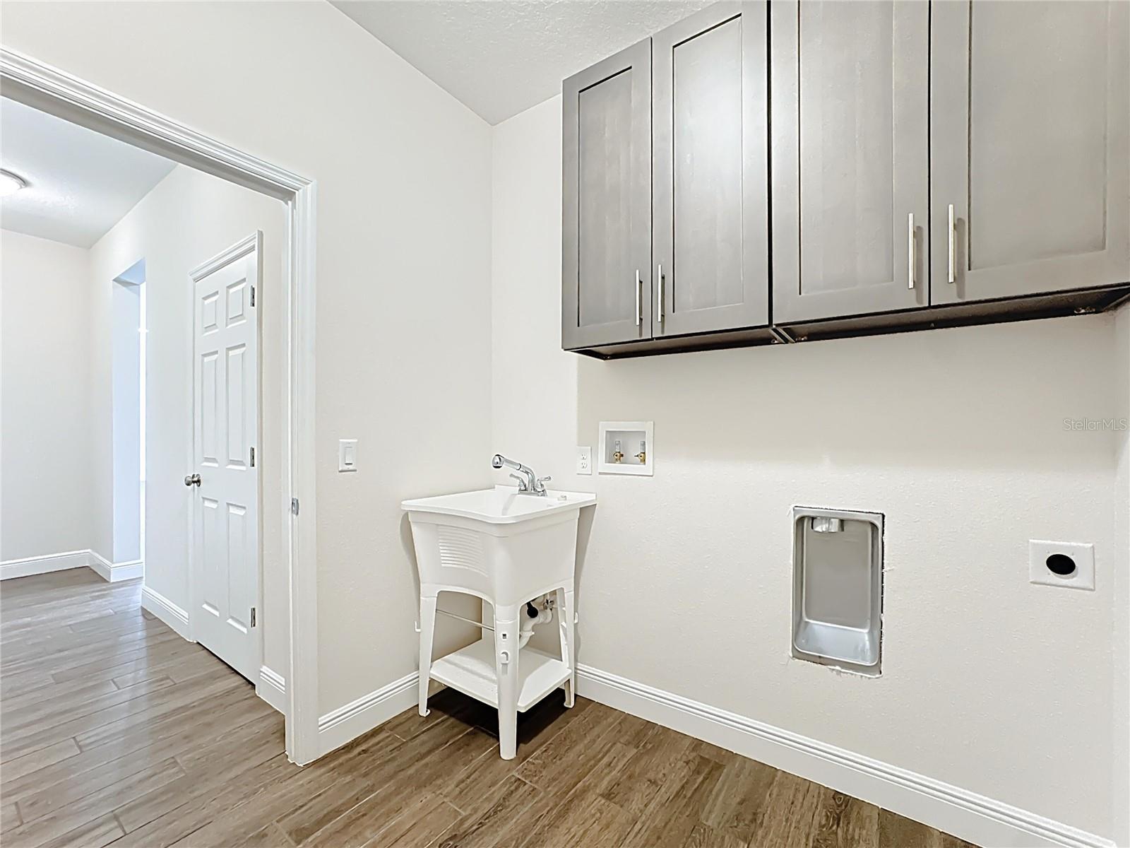 CAPE ORLANDO ESTATES - Residential